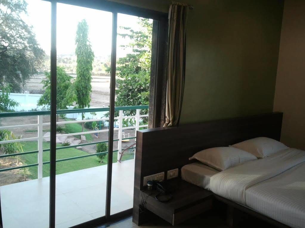 Green Valley Resort Khadoli Eksteriør billede